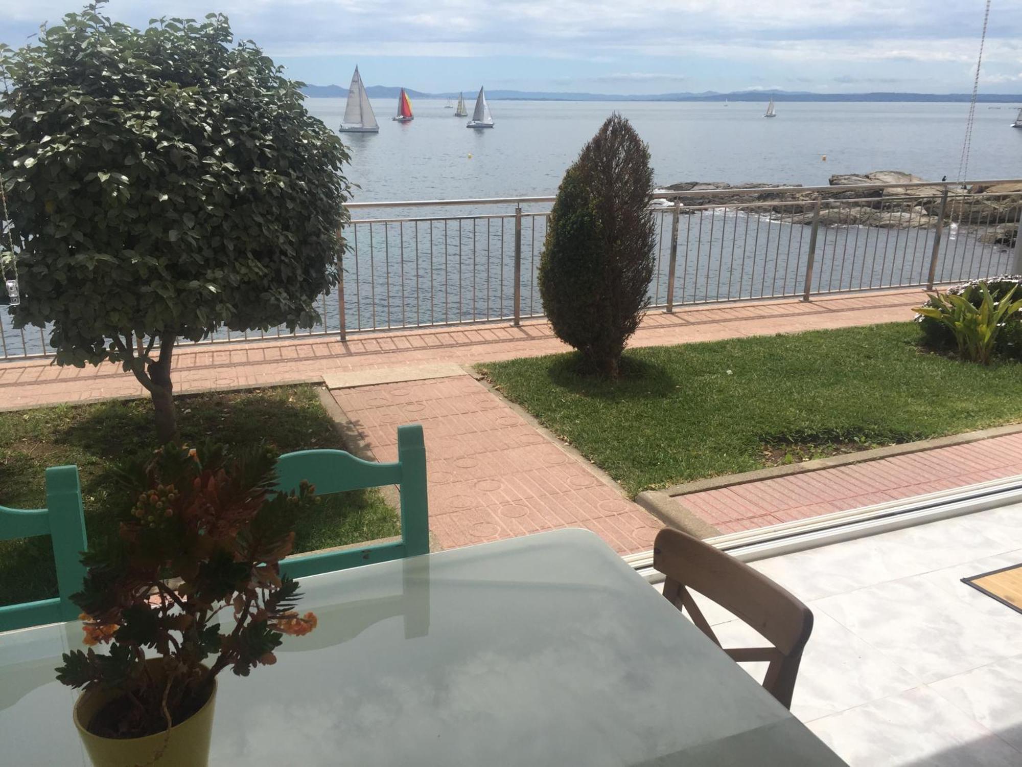Roses Sobre El Mar Apartment Exterior photo